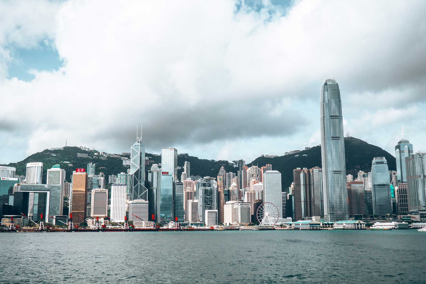 Hong_Kong_skyline