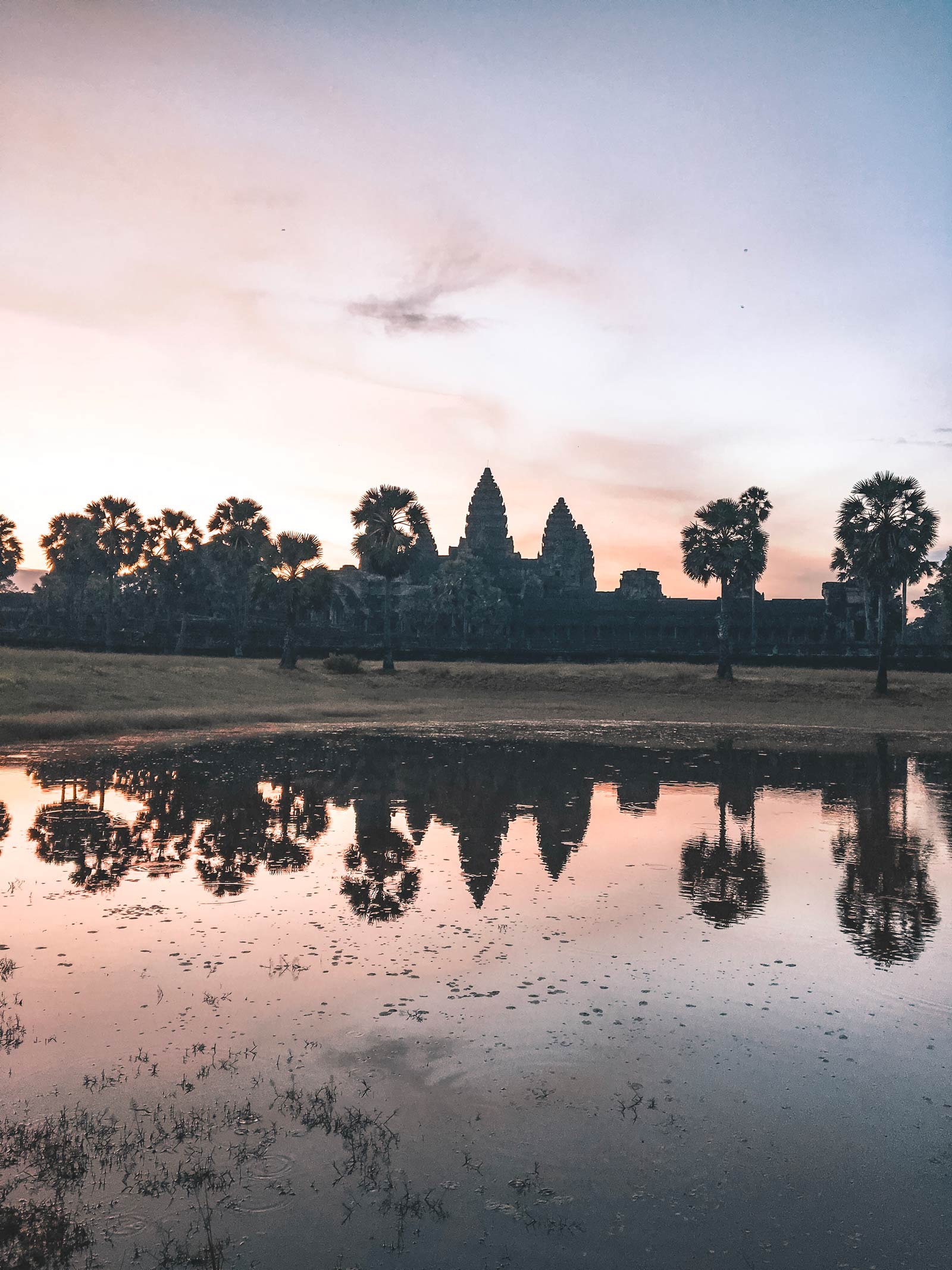 Angkor_Wat_sunrise